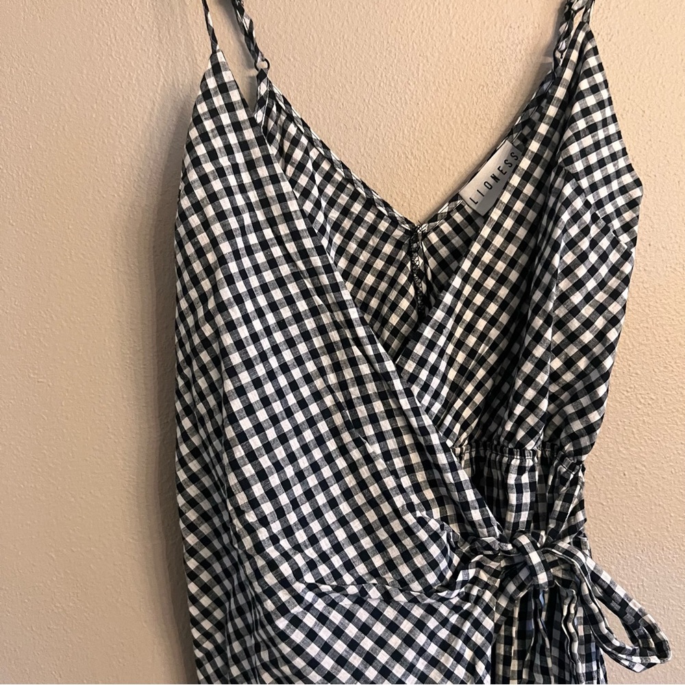 LIONESS Rouje Gingham Romper - Picture 3 of 7